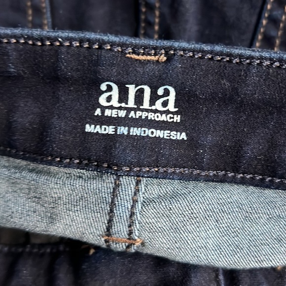 A.N.A. Skinny Jeans 2 Dark Wash NWOT - Picture 6 of 7